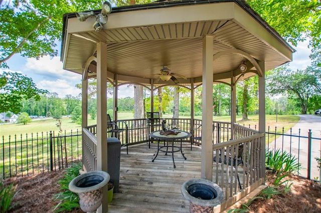 1050 Denton Road, Douglasville, GA 30134