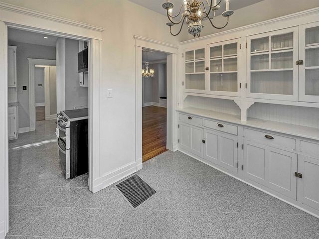 1867 COWDEN AVE, Memphis, TN 38104