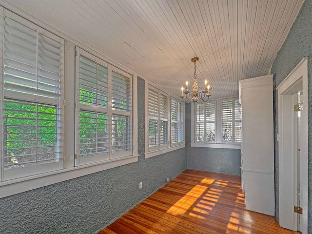 1867 COWDEN AVE, Memphis, TN 38104