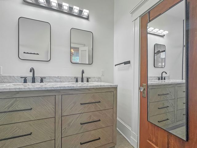 1867 COWDEN AVE, Memphis, TN 38104