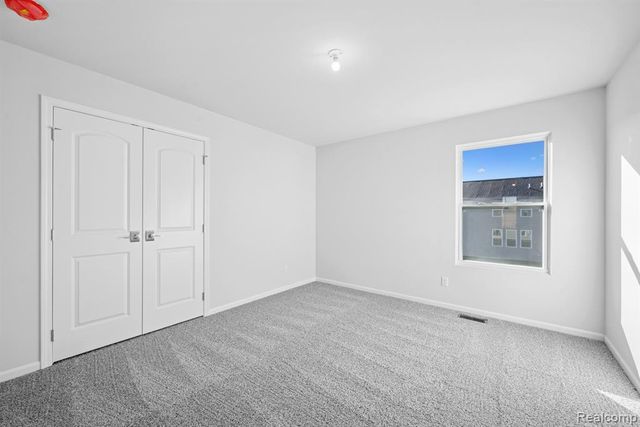 27151 Gallop Way, Saline, MI 48176