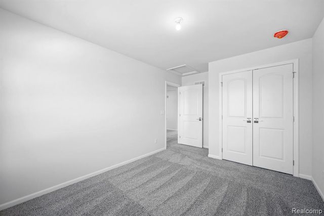 27151 Gallop Way, Saline, MI 48176