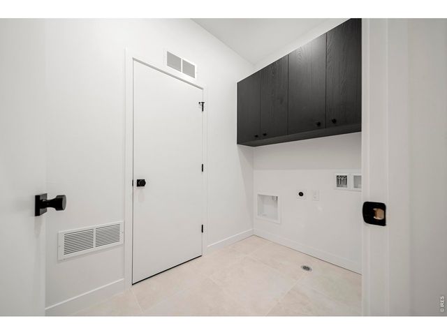 2359 S Bannock St, Denver, CO 80223