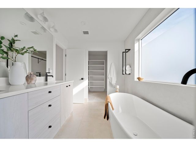 2359 S Bannock St, Denver, CO 80223