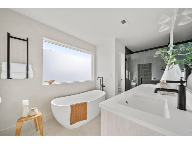 2359 S Bannock St, Denver, CO 80223