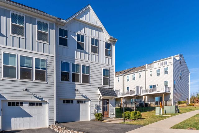 4416 ALSTON ST, Crozet, VA 22932