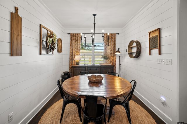 15273 Madison Ln, Lindale, TX 75771