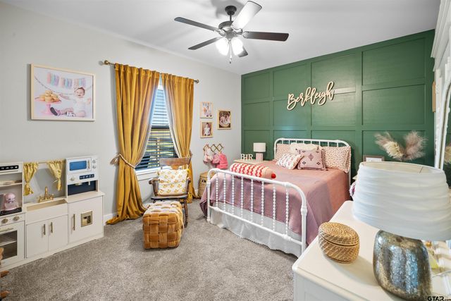 15273 Madison Ln, Lindale, TX 75771