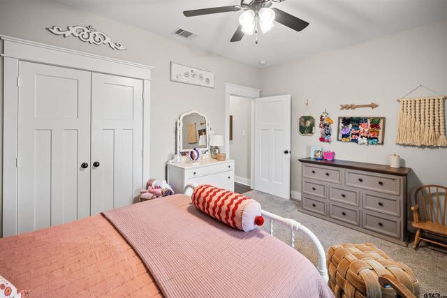 15273 Madison Ln, Lindale, TX 75771