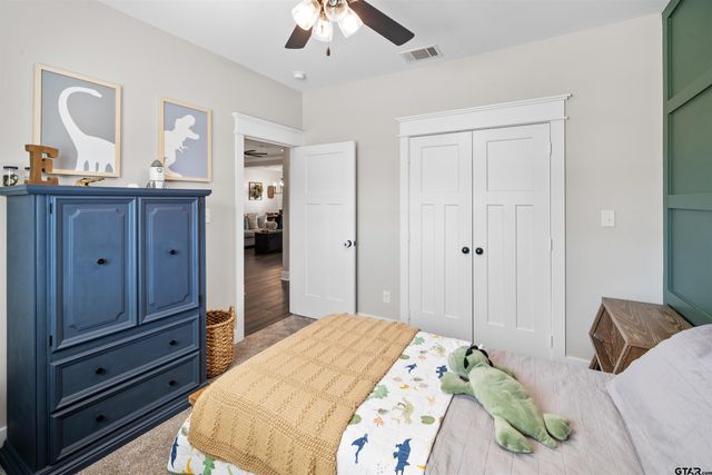 15273 Madison Ln, Lindale, TX 75771