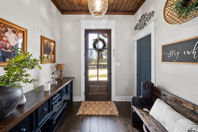 15273 Madison Ln, Lindale, TX 75771