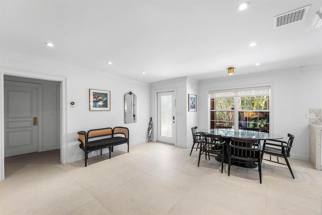 247 SE 3rd Avenue, Delray Beach, FL 33483