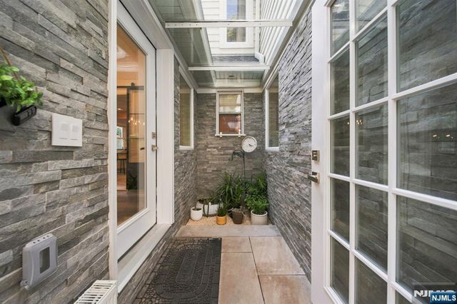 40 Dean Drive, Tenafly, NJ 07670