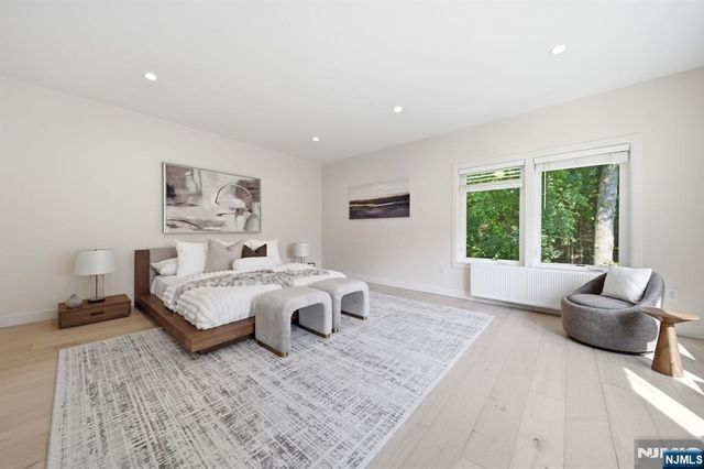 40 Dean Drive, Tenafly, NJ 07670