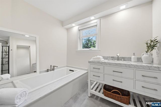 40 Dean Drive, Tenafly, NJ 07670