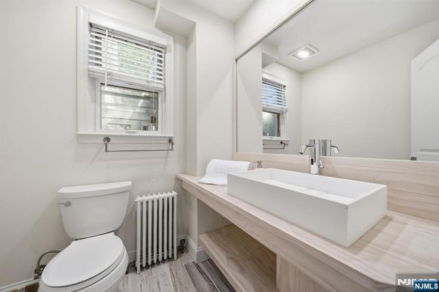 40 Dean Drive, Tenafly, NJ 07670