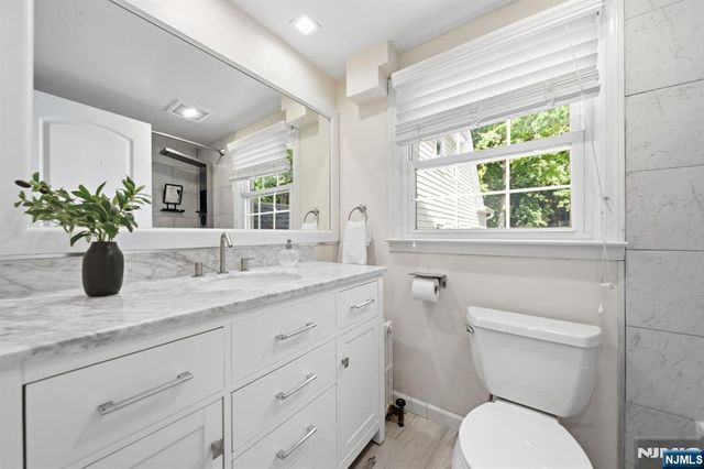 40 Dean Drive, Tenafly, NJ 07670