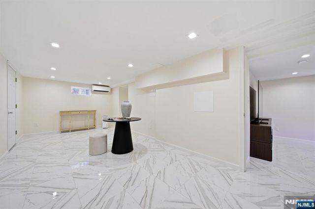 40 Dean Drive, Tenafly, NJ 07670