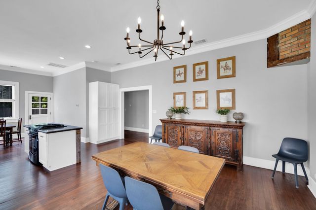 806 N Preston Street, Ennis, TX 75119