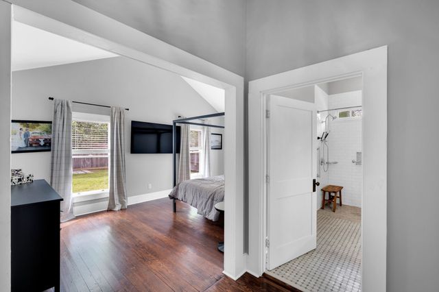 806 N Preston Street, Ennis, TX 75119