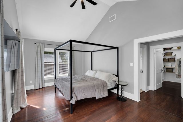 806 N Preston Street, Ennis, TX 75119