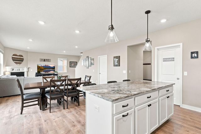 11572 Pineridge Way N, Dayton, MN 55327