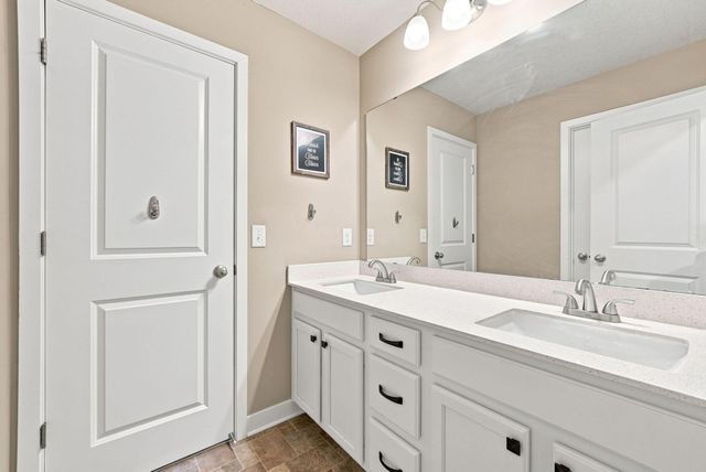 11572 Pineridge Way N, Dayton, MN 55327
