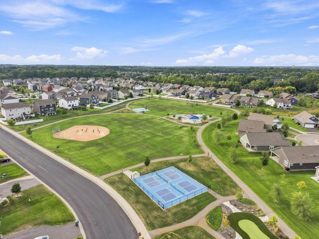 11572 Pineridge Way N, Dayton, MN 55327