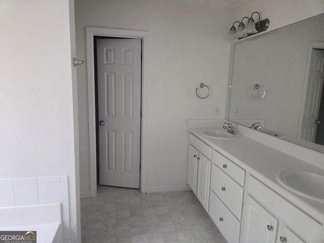 22 Windcrest Keep, Covington, GA 30016