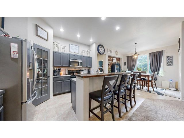 517 Dee Rd, Johnstown, CO 80534