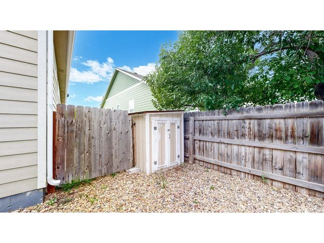 517 Dee Rd, Johnstown, CO 80534