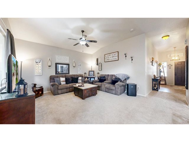 517 Dee Rd, Johnstown, CO 80534