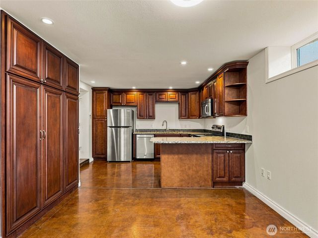 10404 NE 198th Street, Bothell, WA 98011
