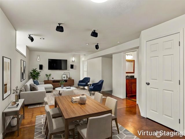 10404 NE 198th Street, Bothell, WA 98011