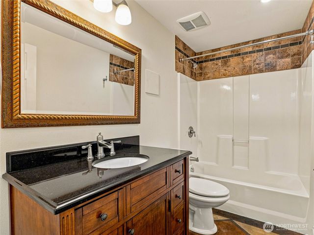 10404 NE 198th Street, Bothell, WA 98011