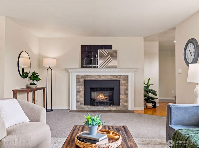 10404 NE 198th Street, Bothell, WA 98011