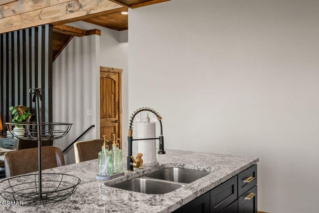 1567 Rainbow Ridge Way, Sevierville, TN 37862