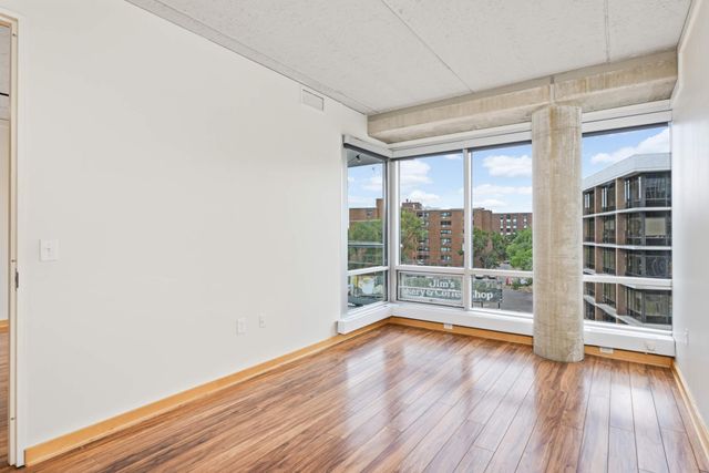 45 University Avenue SE 415, Minneapolis, MN 55414