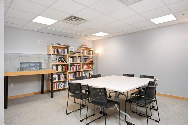 45 University Avenue SE 415, Minneapolis, MN 55414