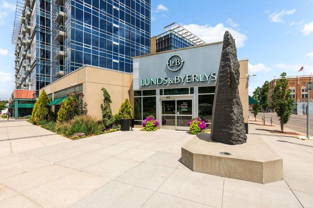 45 University Avenue SE 415, Minneapolis, MN 55414