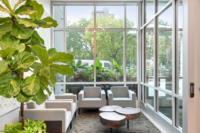 45 University Avenue SE 415, Minneapolis, MN 55414