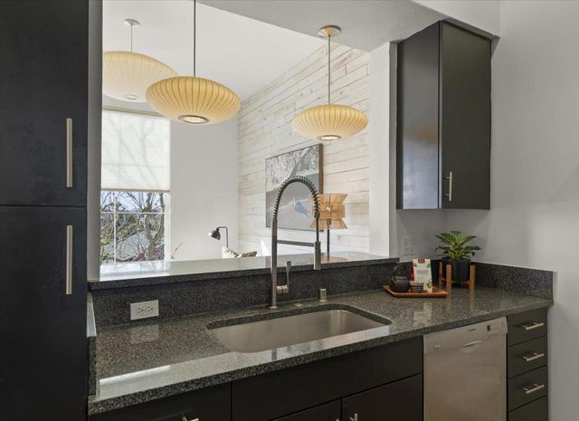 1066 41st Avenue A303, Capitola, CA 95010