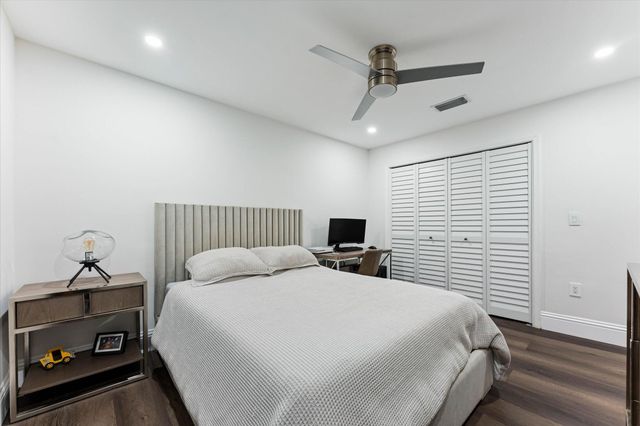 7190 MONTRICO Drive, Boca Raton, FL 33433