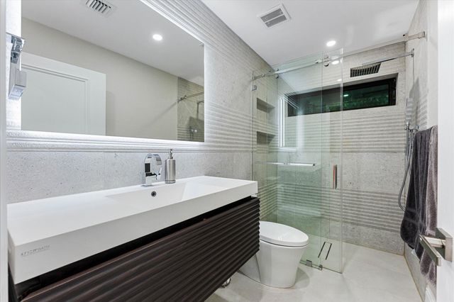 7190 MONTRICO Drive, Boca Raton, FL 33433