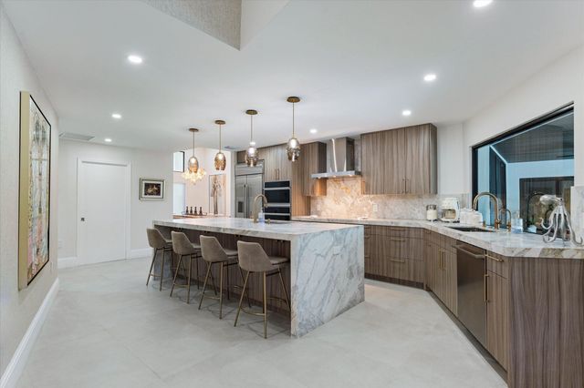 7190 MONTRICO Drive, Boca Raton, FL 33433