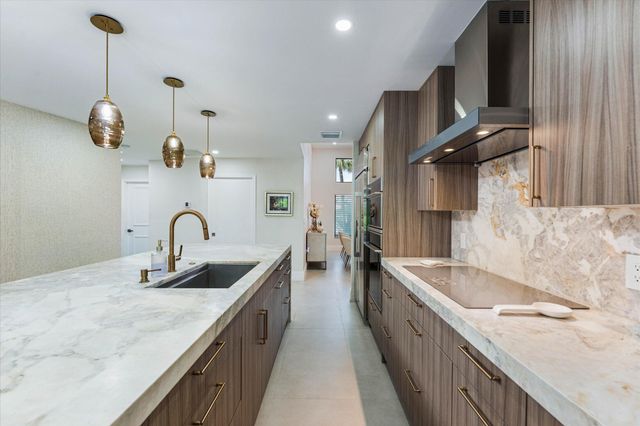 7190 MONTRICO Drive, Boca Raton, FL 33433