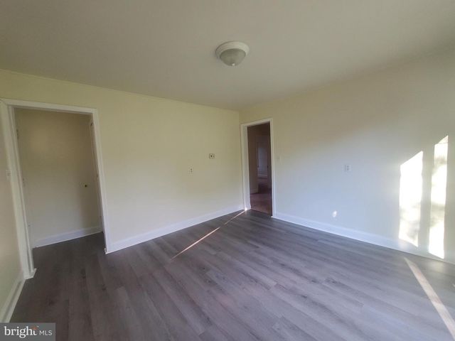 73 UPLAND AVE, Dover, DE 19901