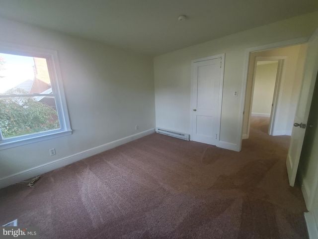 73 UPLAND AVE, Dover, DE 19901