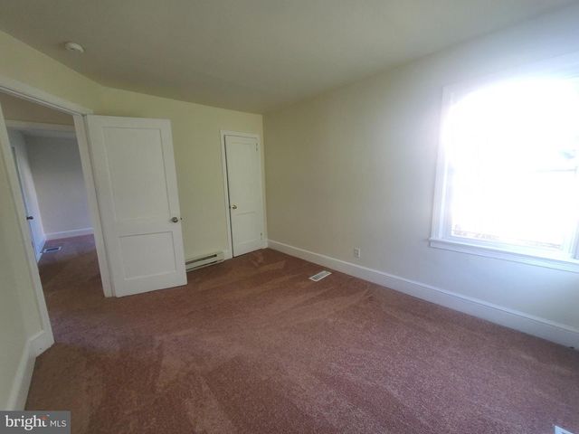 73 UPLAND AVE, Dover, DE 19901