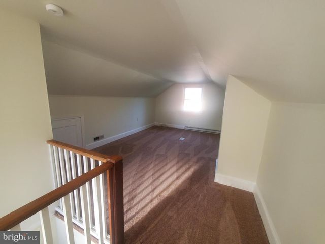 73 UPLAND AVE, Dover, DE 19901